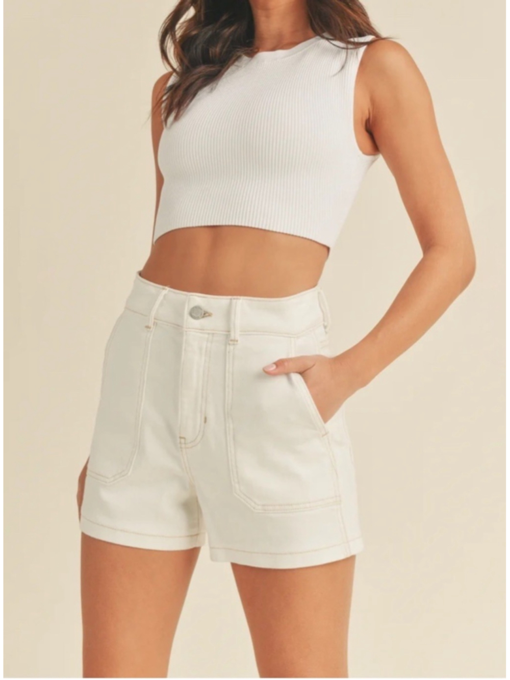 Just Black HR Utility Cargo Shorts Off White Size Medium NWT